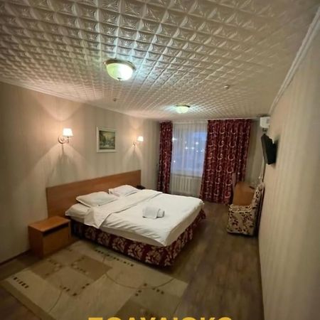 Zhassybi Hotel Astana Buitenkant foto