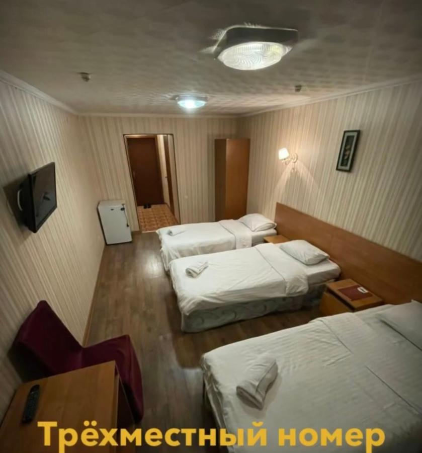 Zhassybi Hotel Astana Buitenkant foto