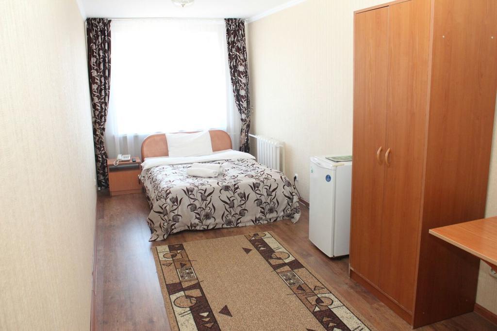 Zhassybi Hotel Astana Buitenkant foto