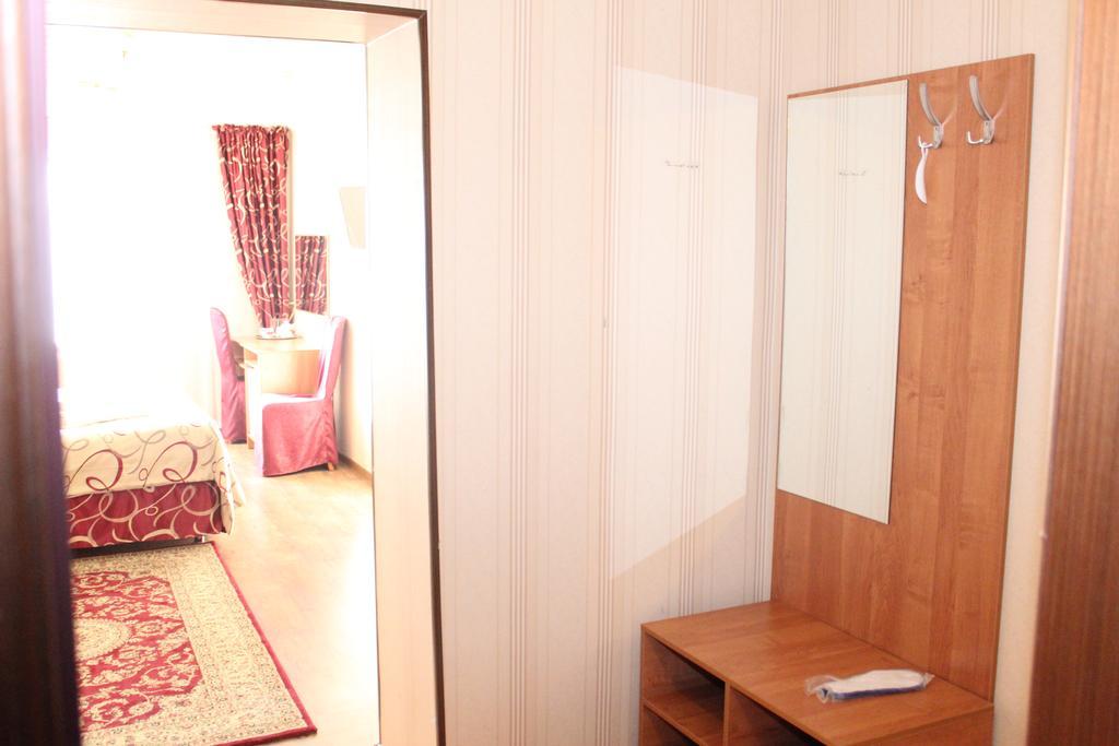 Zhassybi Hotel Astana Buitenkant foto