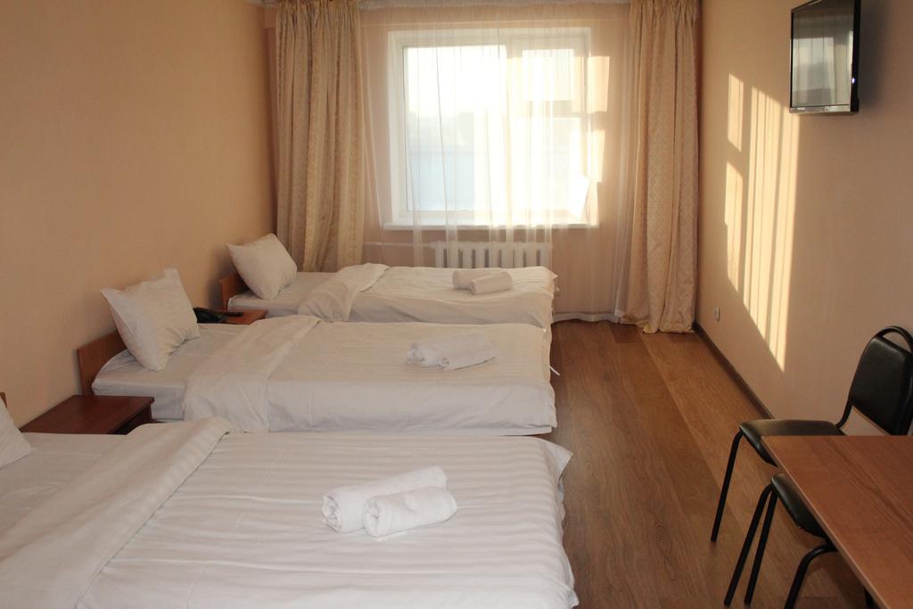 Zhassybi Hotel Astana Buitenkant foto