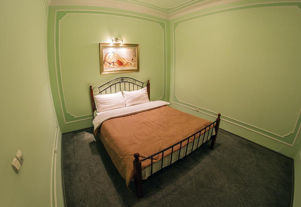 Zhassybi Hotel Astana Buitenkant foto